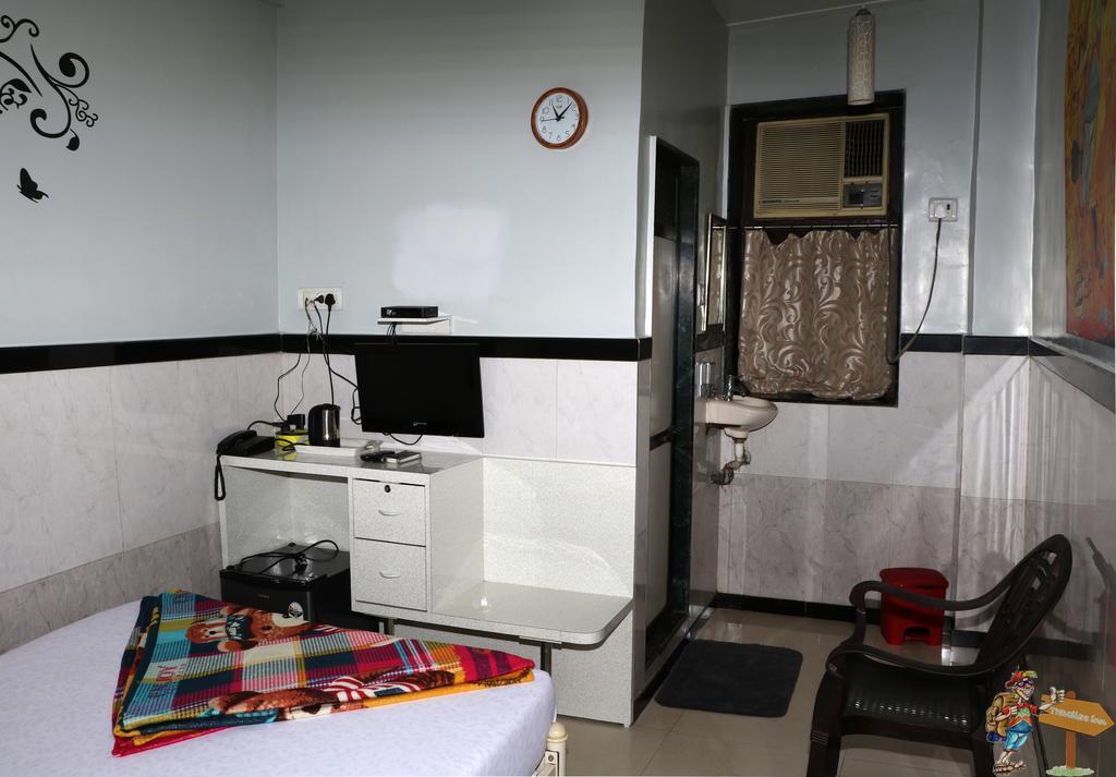 Traveller'S Inn Hotel - Fort Mumbai Eksteriør bilde