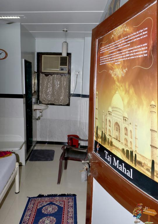 Traveller'S Inn Hotel - Fort Mumbai Eksteriør bilde