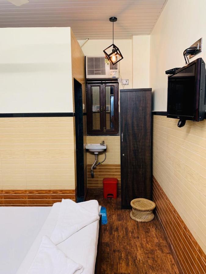 Traveller'S Inn Hotel - Fort Mumbai Eksteriør bilde